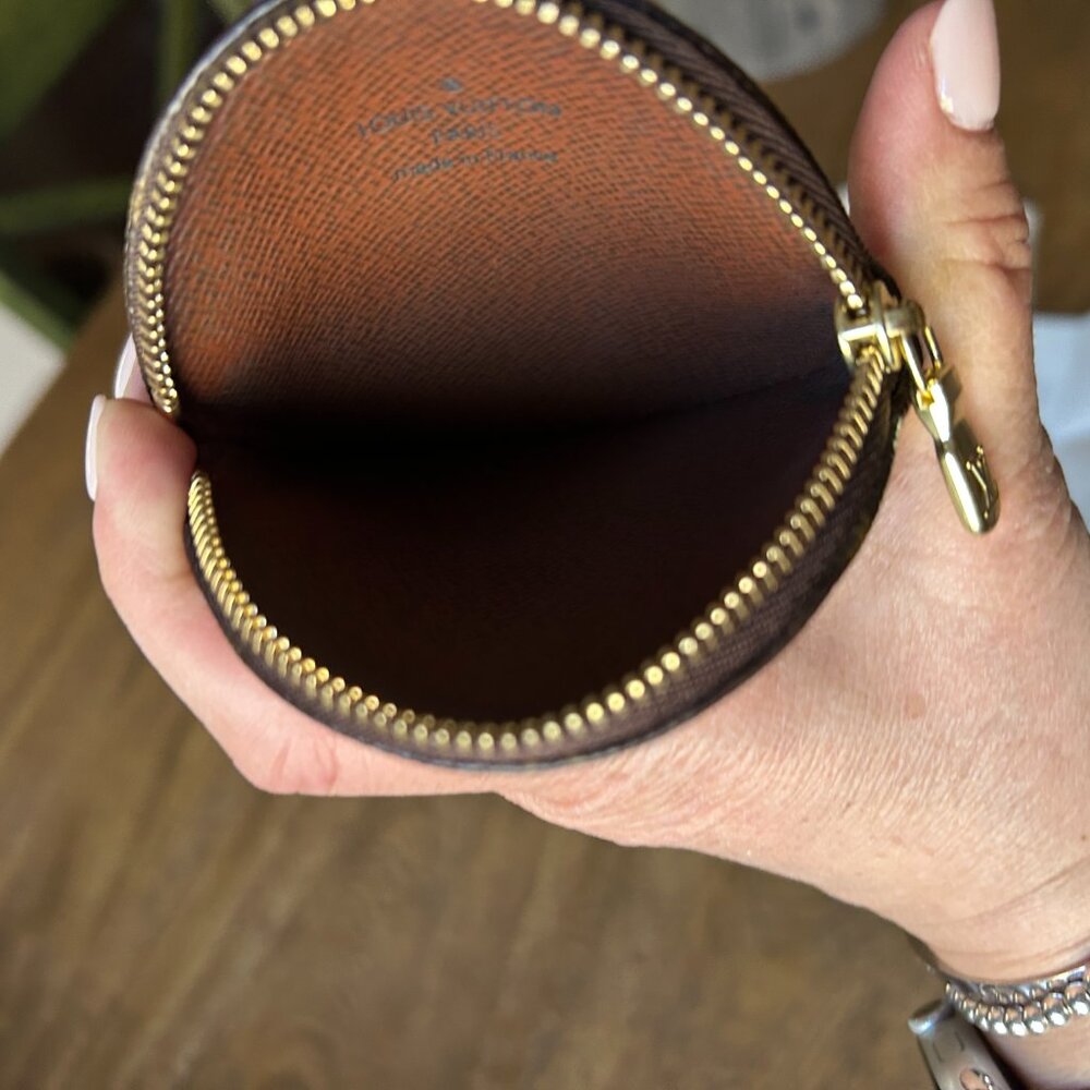 Authentic Louis Vuitton Round Coin Purse - Picture 6 of 9